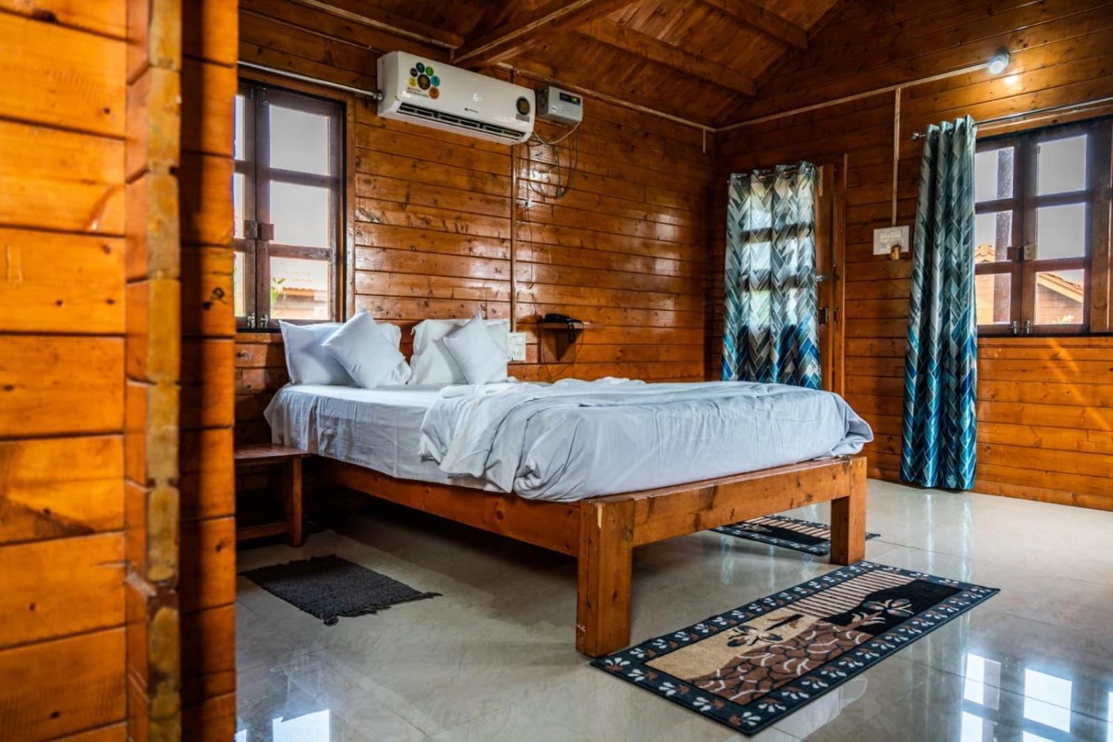 Leo Wooden Resorts هامبي المظهر الخارجي الصورة