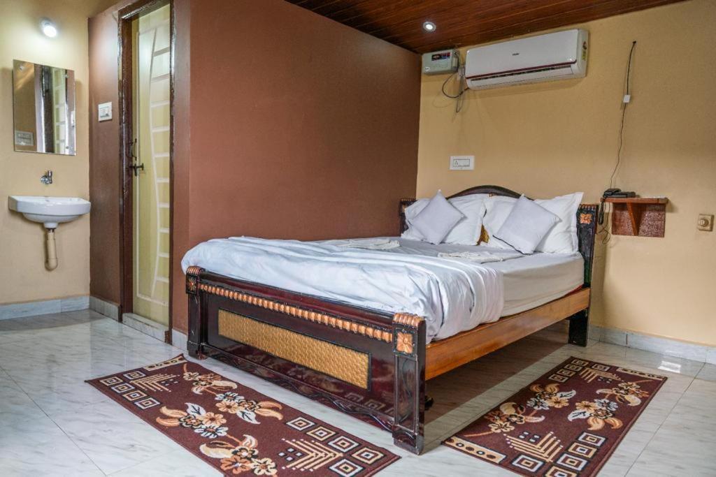 Leo Wooden Resorts هامبي المظهر الخارجي الصورة