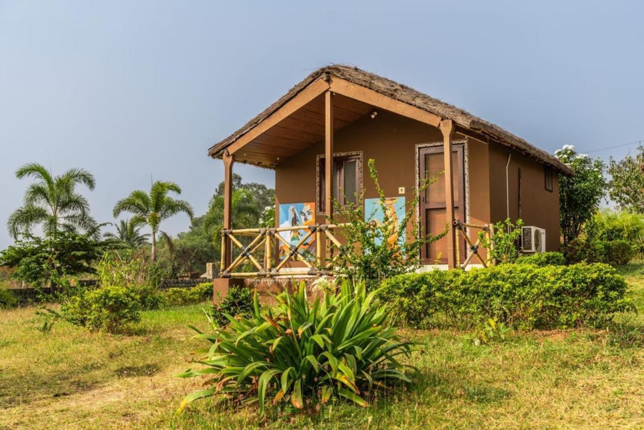 Leo Wooden Resorts هامبي المظهر الخارجي الصورة
